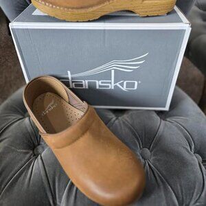 Dansko Pro Clog Women's Size 40 (US 9)